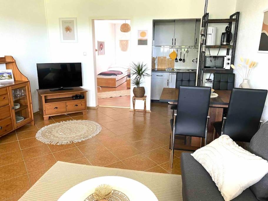 Ferienwohnung Nr. 1 Terrasse Bodden Kanu Bootssteg Zudar Dış mekan fotoğraf